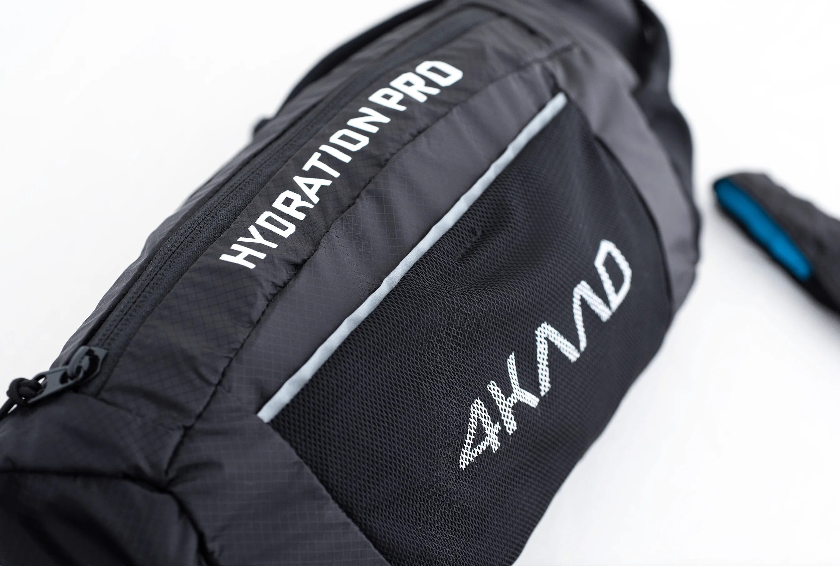 Hydration Waist Belt Pro - Black - Image 7
